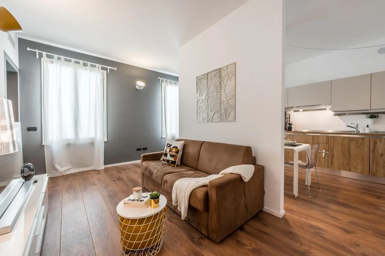 Residenza Bella Vita, Eleganza In Centro Modena