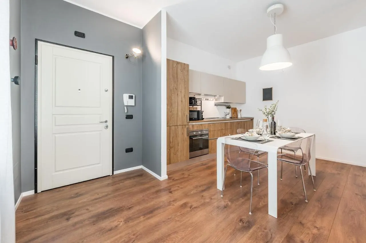 Residenza Bella Vita, Eleganza In Centro Modena 0*,