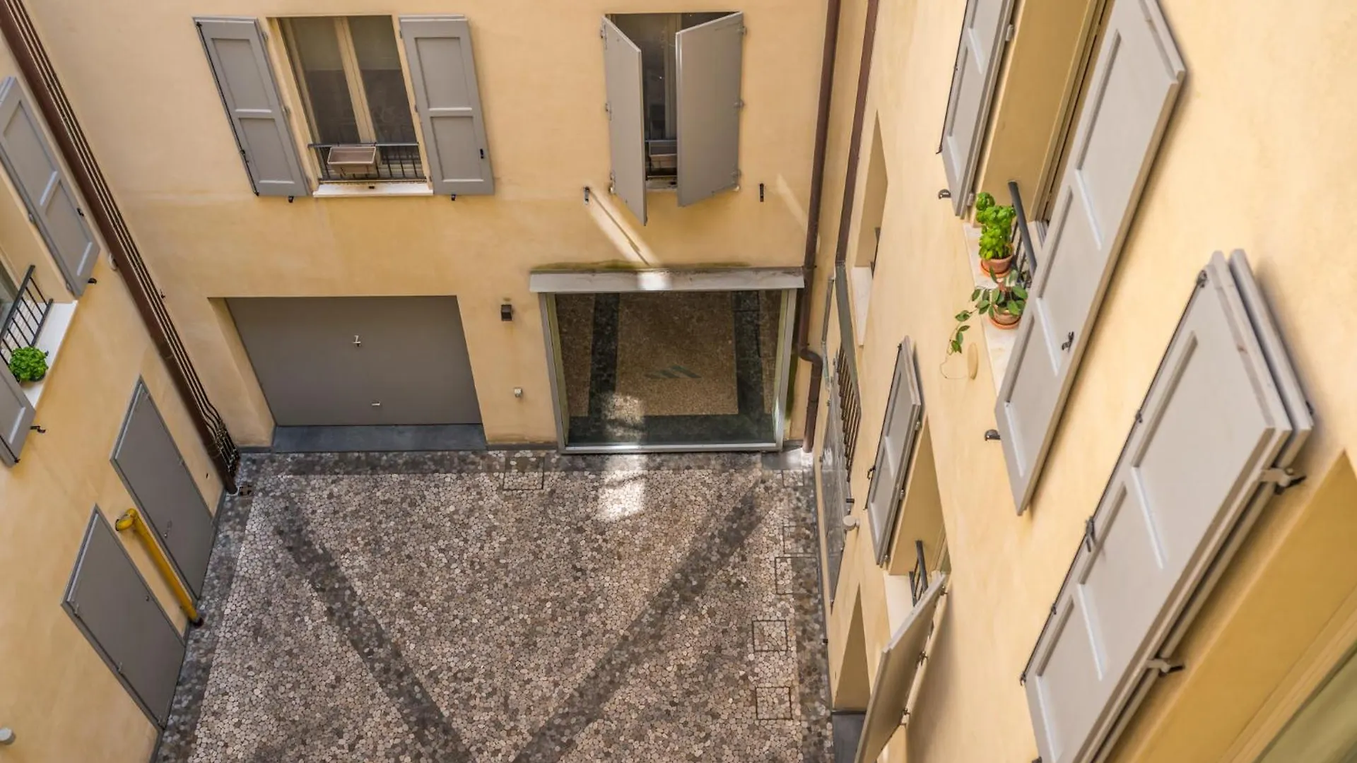 Residenza Bella Vita, Eleganza In Centro Modena Appartamento