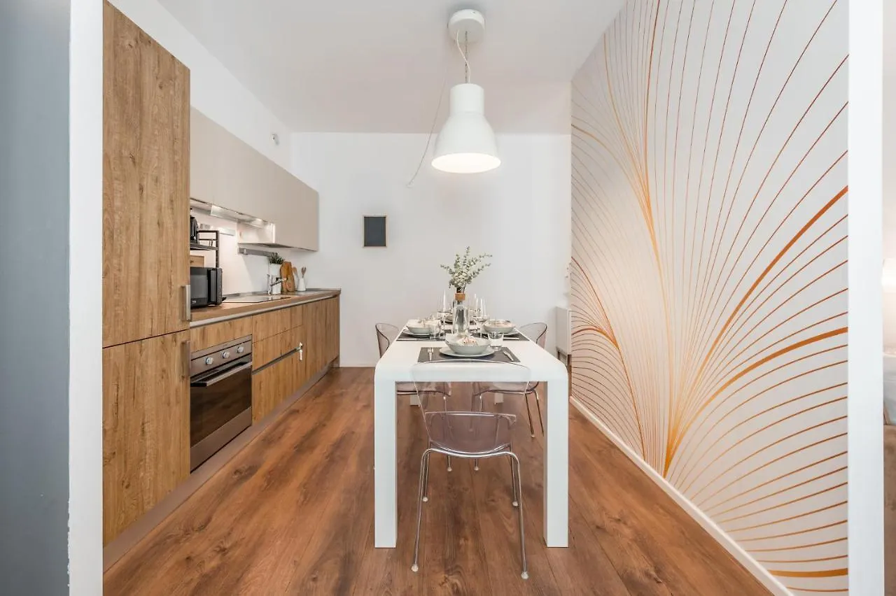 Residenza Bella Vita, Eleganza In Centro Modena 0*,